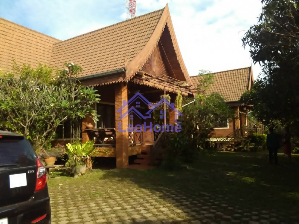 ID: 660 - Beautiful modern Lao home