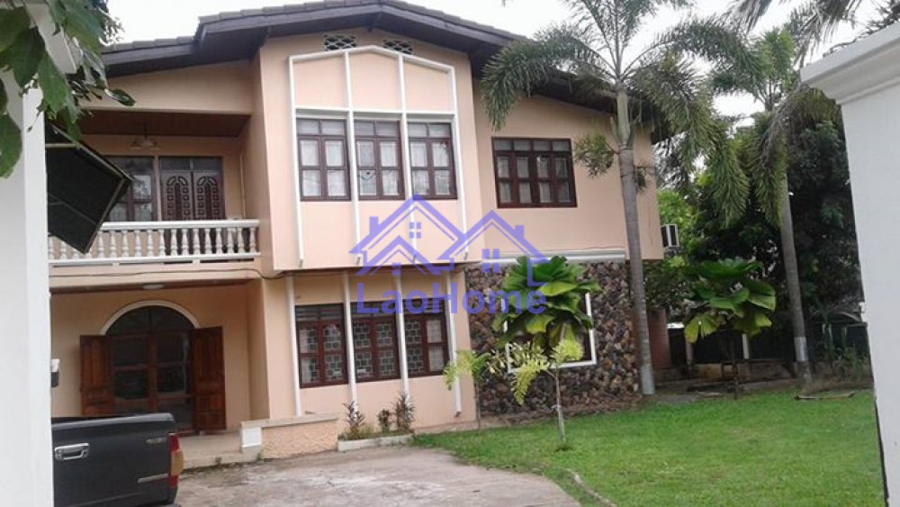 Modern house near Australian embassy