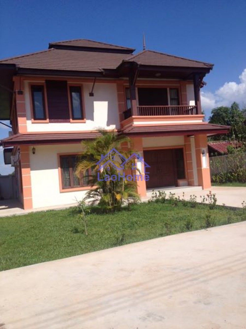 Nice two story house for sale