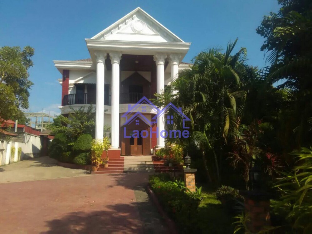 Modern Lao style house