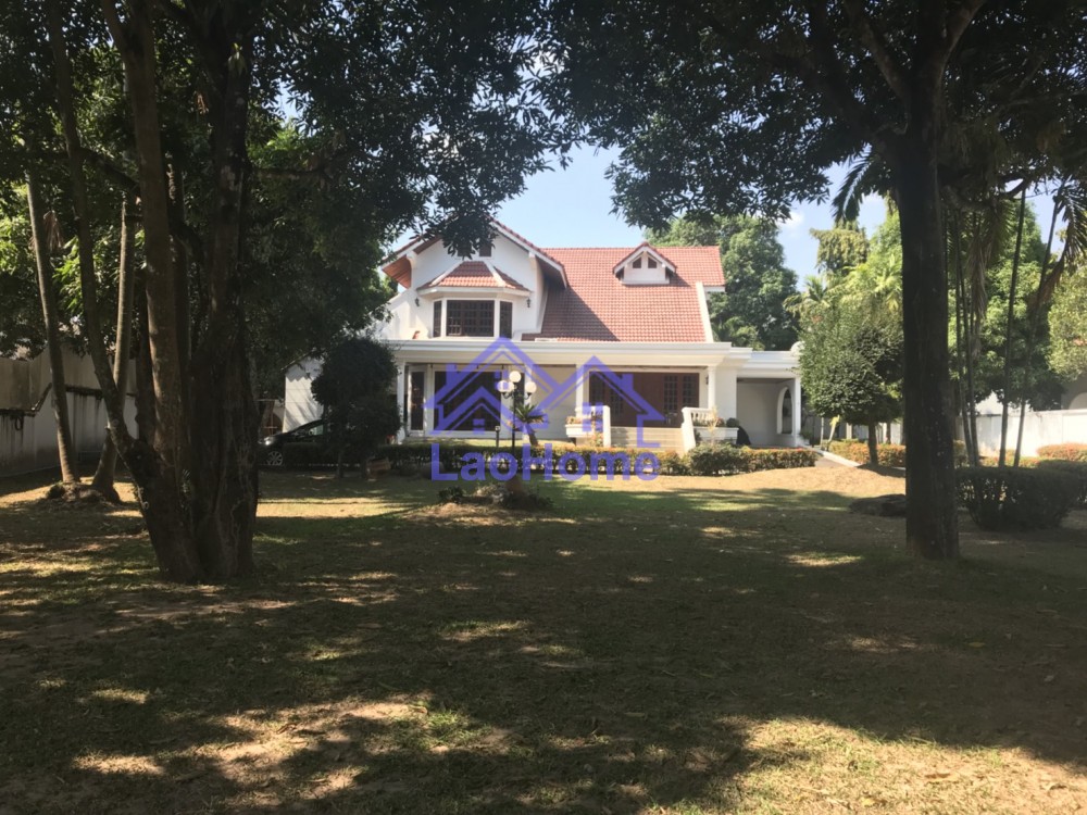 house for sale with large garden 