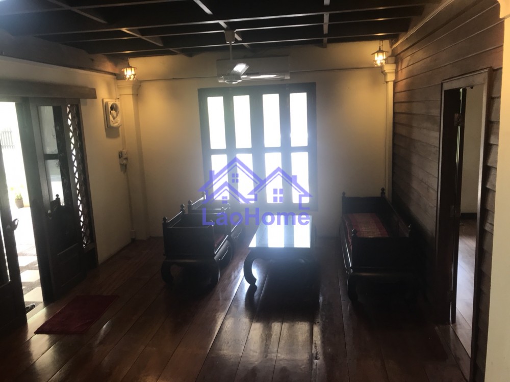 ID: 1125 - House for rent lao style with garden