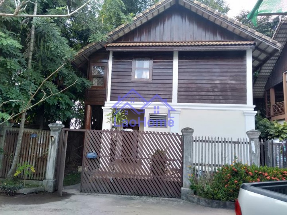 house for rent lao style with garden 