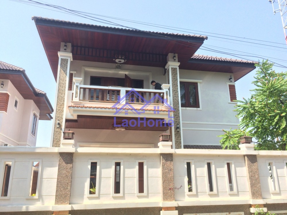 Modern house for rent