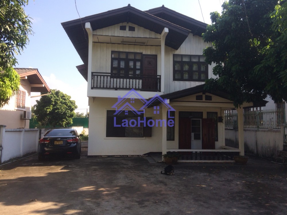 ID: 1252 - House for rent lao style