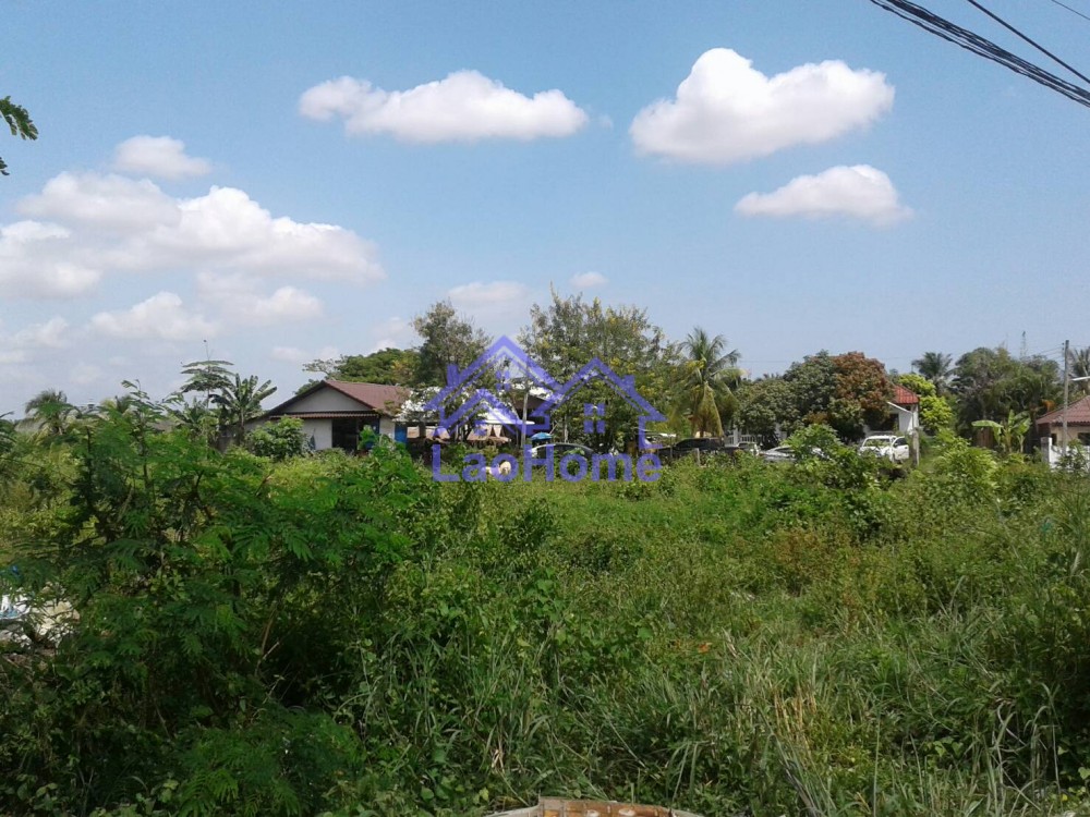 Land for sale in good location 