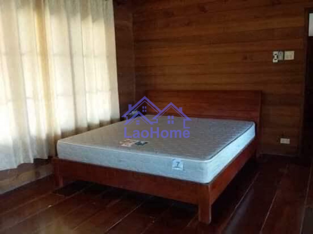 ID: 1468 - Modern Lao style house with garden and close Mekong River