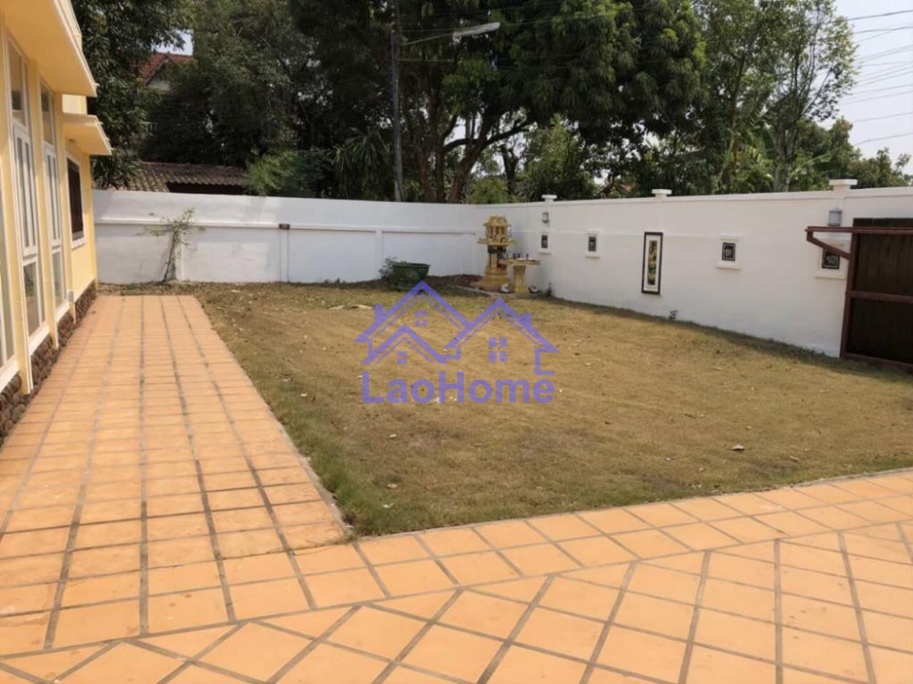 ID: 1474 - Modern house for rent with garden