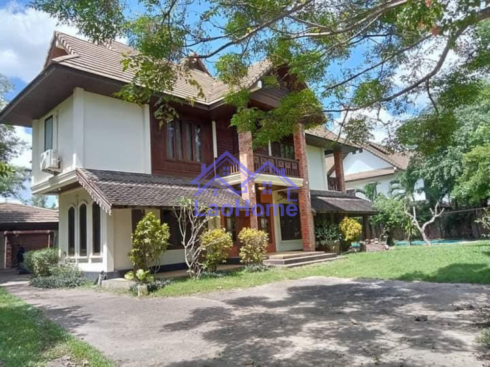 Modern Lao style house with garden and swimming pool