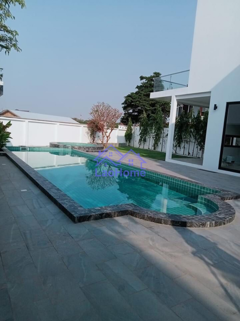 ID: 1494 - Modern house with garden and swimming pool