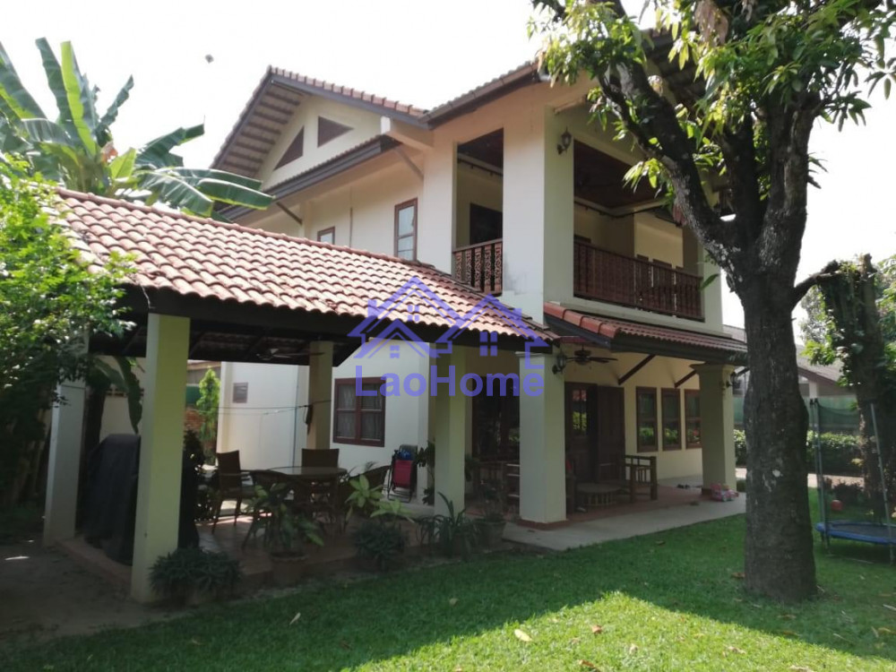 ID: 1505 - Modern Lao style house with garden 