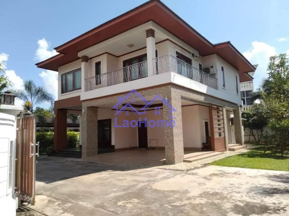 Modern Lao style house with garden 